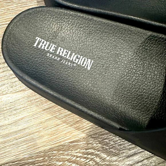 True Religion - Men's Kendrick Logo Slide (Buddha) Size 9, In good condition - Picture 7 of 8